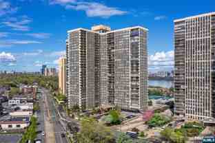 300 Winston 1723 - Photo 1 of 1