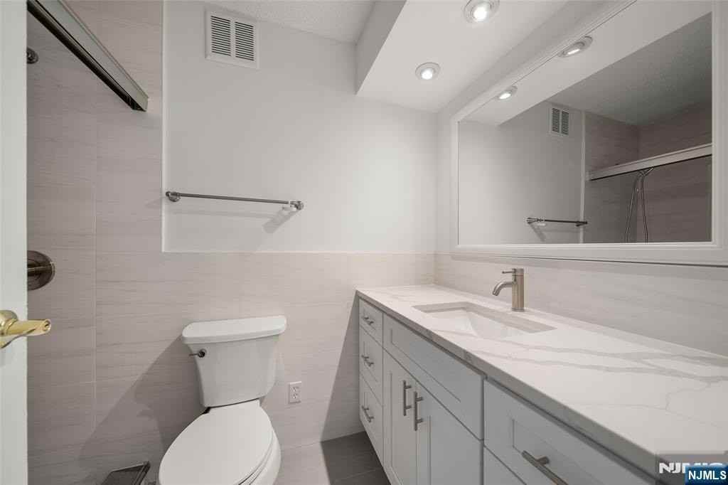 300 Winston 1723 - Photo 7 of 13