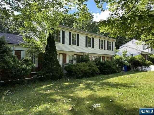 63 N Farview Ave - Photo 2 of 24