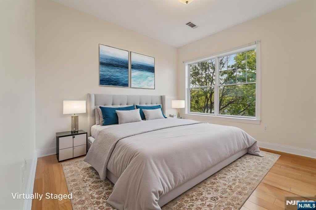 1212 The Plaza 1212 - Photo 7 of 22