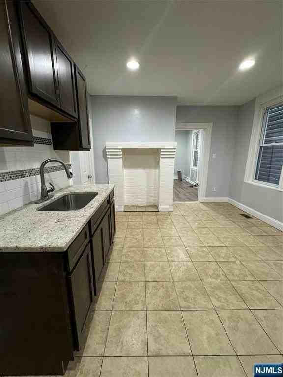 103 S 9th St - Photo 3 of 10