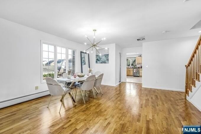 386A Park Ave - Photo 7 of 17