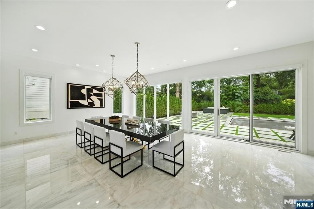 44 Floral Ter - Photo 7 of 49