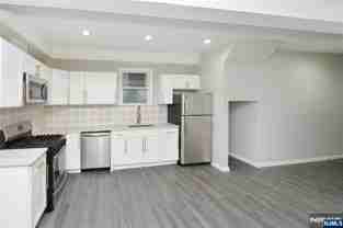 23 Bayview Ave - Photo 1 of 1