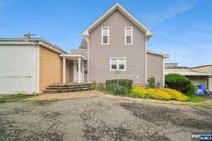 featured image of 534 Durie Ave