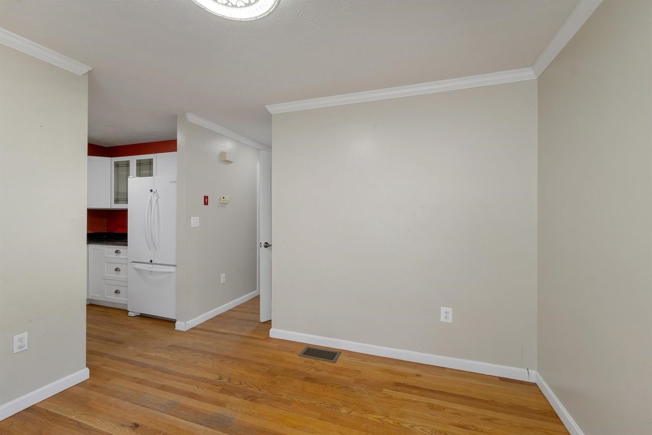 32 Suffolk Ct #173 - Photo 5 of 42