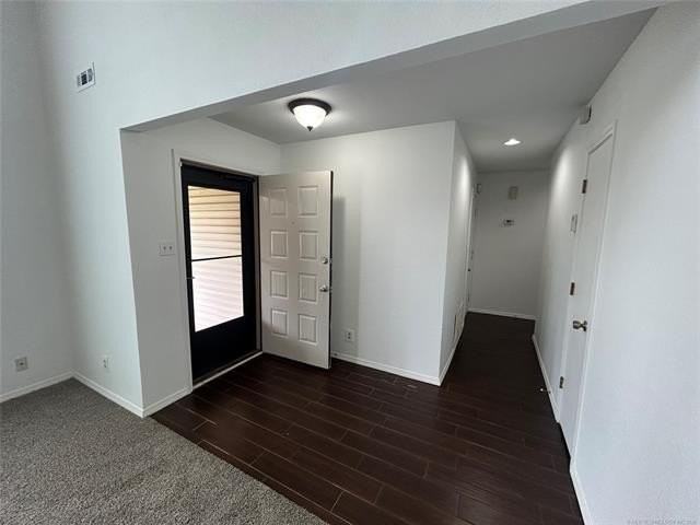 9058 E 94th St - Photo 4 of 21