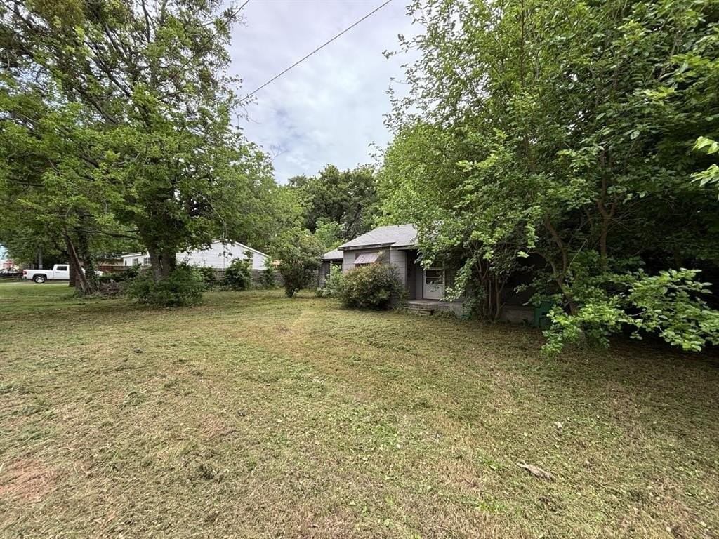 507 Hodge St - Photo 2 of 11