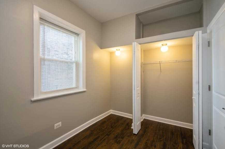 3943 W Addison St - Photo 5 of 8