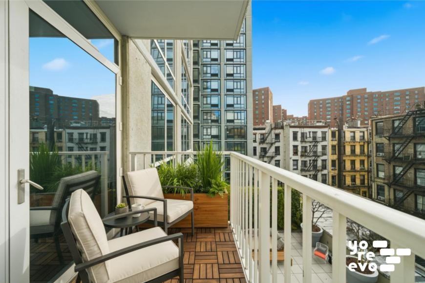 340 E 23rd St - Photo 3 of 10