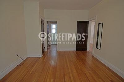 88 Maple St - Photo 7 of 10