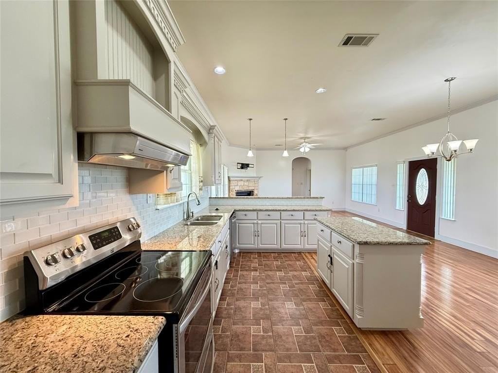 487 County Road 2622 - Photo 7 of 17