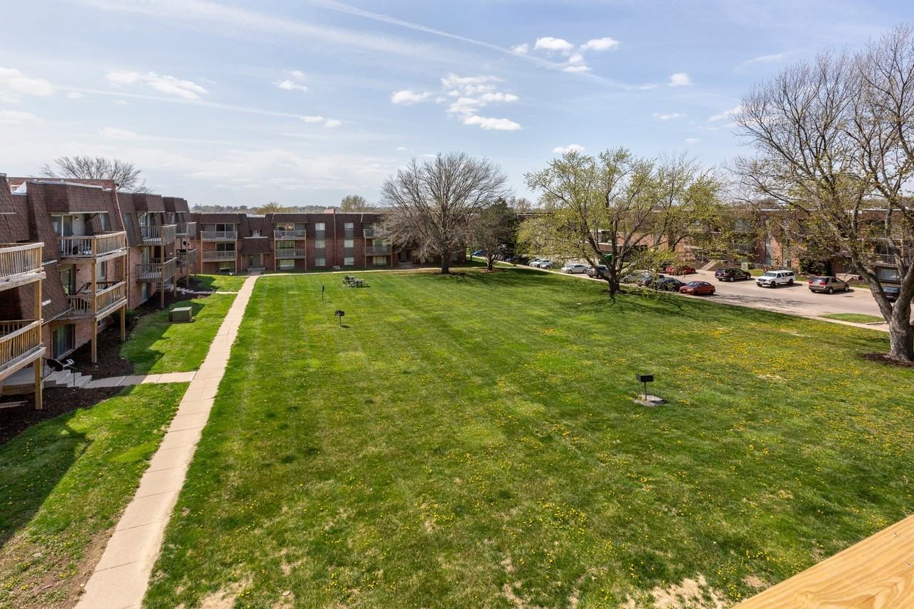 The Pines at Q Plaza Apartments - Photo 6 of 24