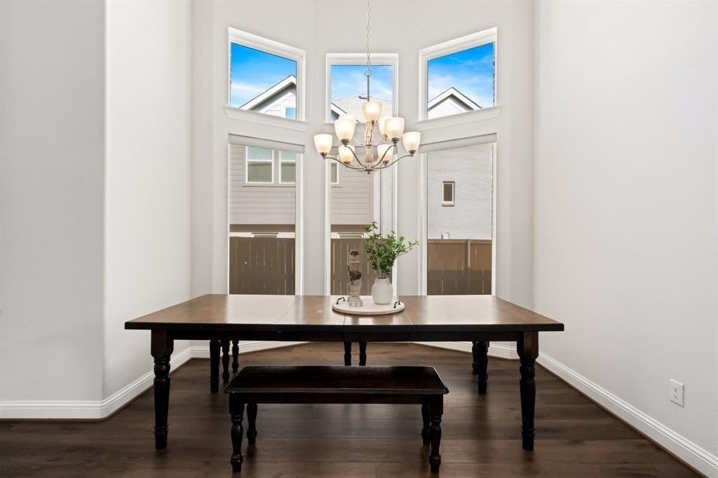 4602 Lorion Dr - Photo 7 of 40