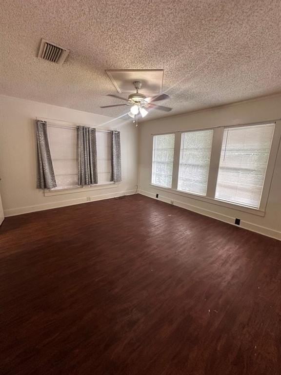 342 Prospect St - Photo 5 of 8