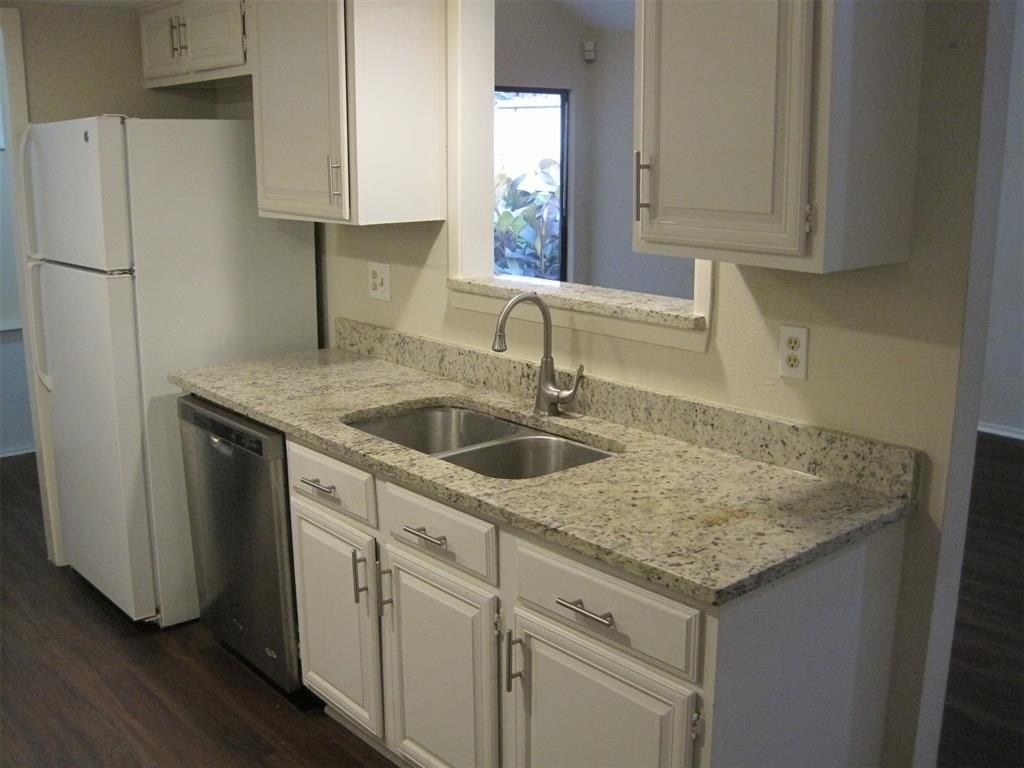 6478 Argo St - Photo 5 of 15