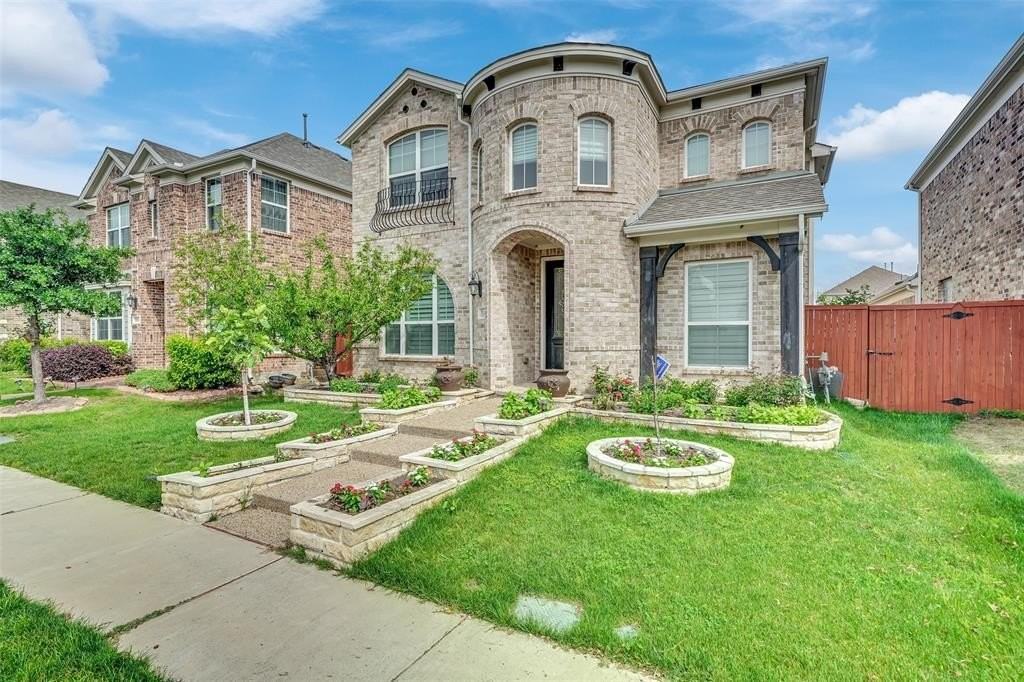 310 Myrtle Beach Dr - Photo 2 of 40