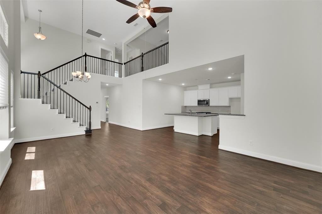 310 Myrtle Beach Dr - Photo 5 of 40