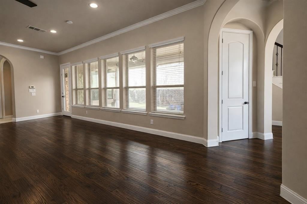 526 Evergreen Dr - Photo 2 of 24