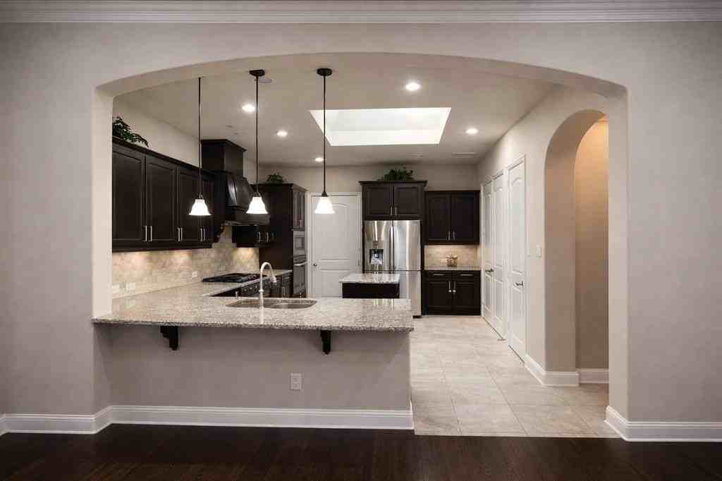 526 Evergreen Dr - Photo 4 of 24