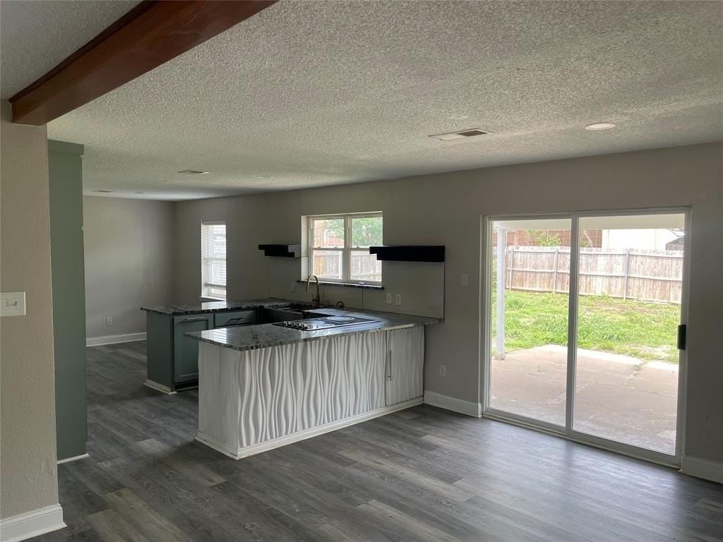 3817 Bremerton St - Photo 3 of 8