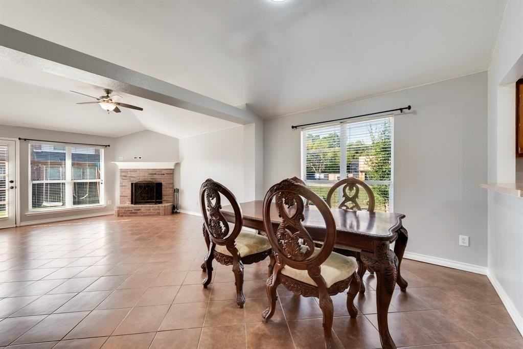 784 Tranquility Ln - Photo 7 of 22