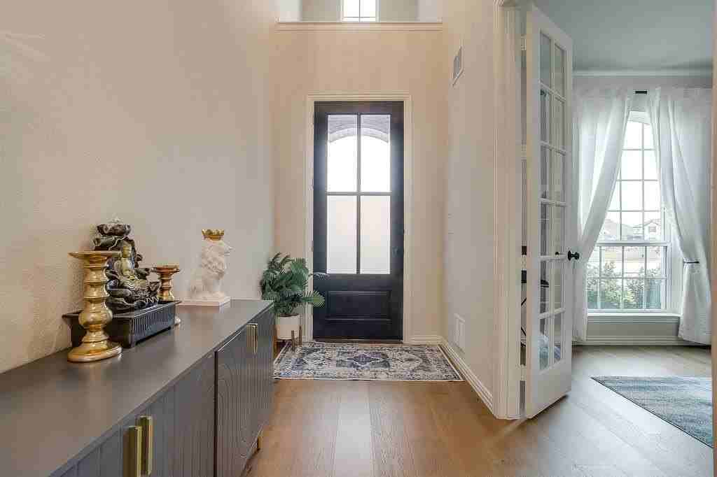 550 Peppercress Ln - Photo 2 of 21