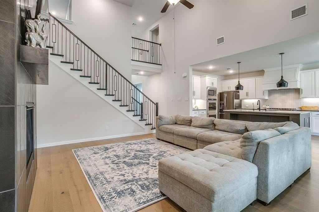 550 Peppercress Ln - Photo 5 of 21