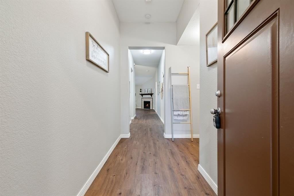 2832 Evening Mist Dr - Photo 3 of 33