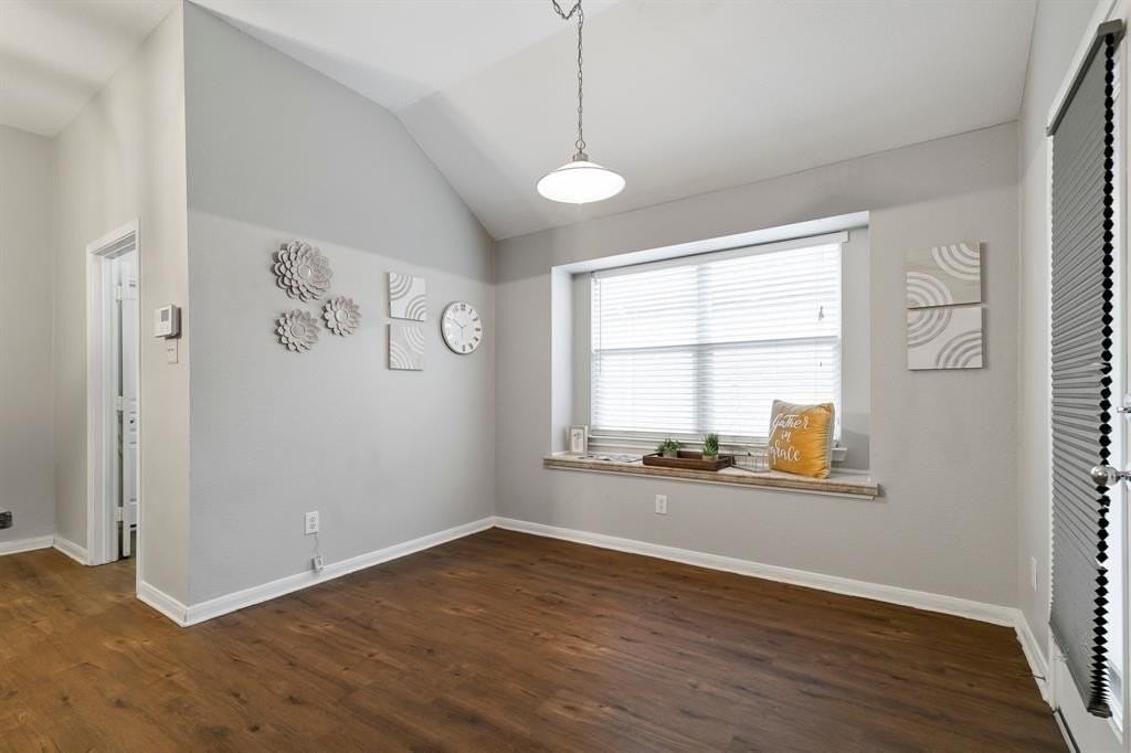 2832 Evening Mist Dr - Photo 6 of 33