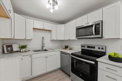 1701 S Jackson St #1701 - Photo 5 of 9