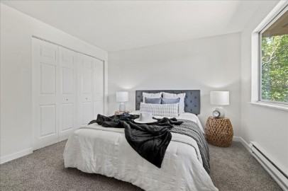 1701 S Jackson St #1701 - Photo 7 of 9