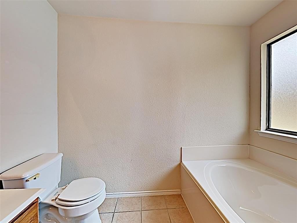 5117 Meridian Ln - Photo 6 of 12