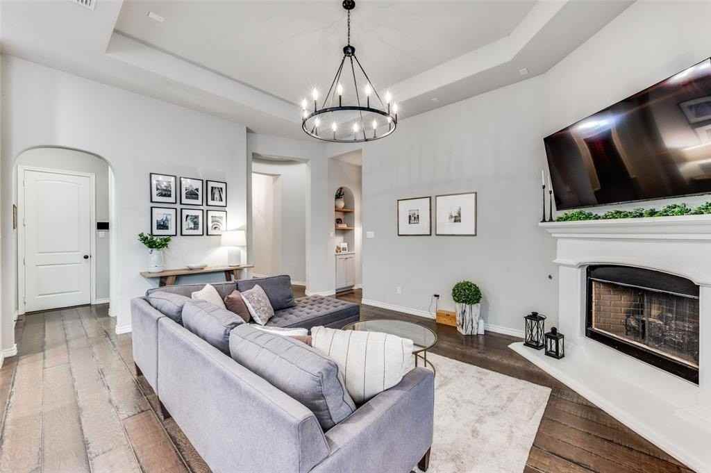 1016 Lake Sierra Way - Photo 7 of 39