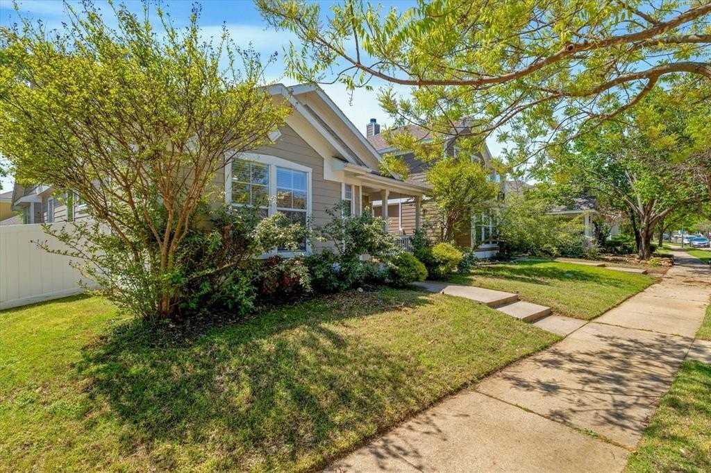 9866 Birch Dr - Photo 2 of 35