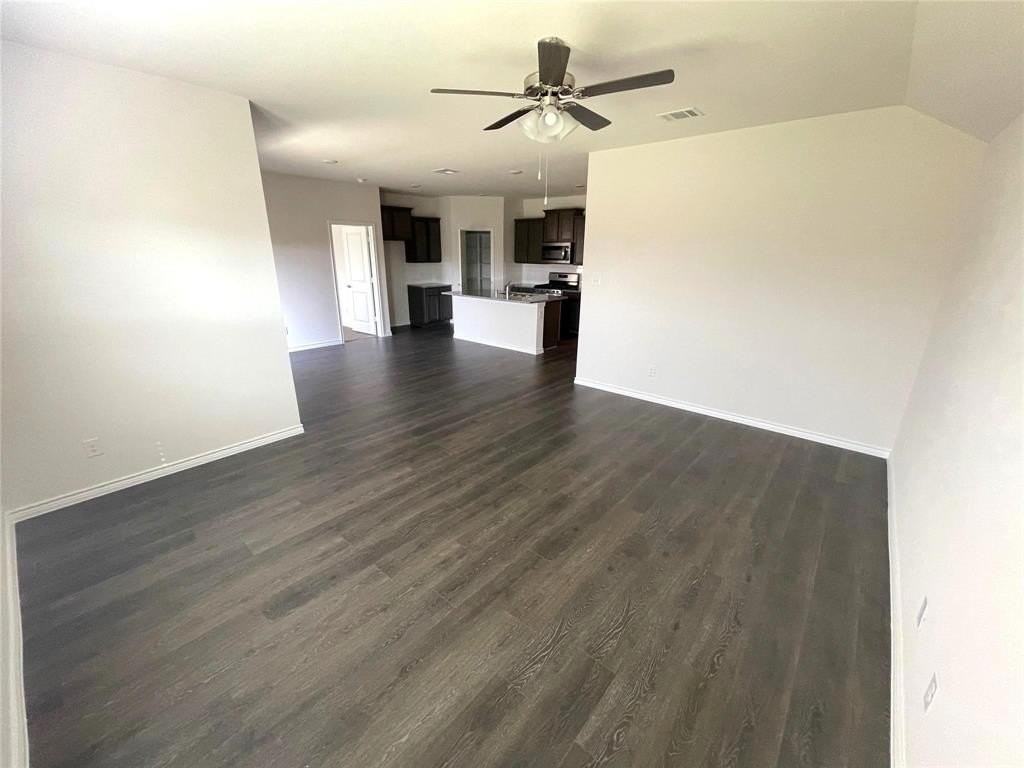 603 Willow View Way - Photo 4 of 16