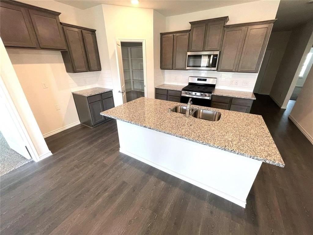 603 Willow View Way - Photo 5 of 16