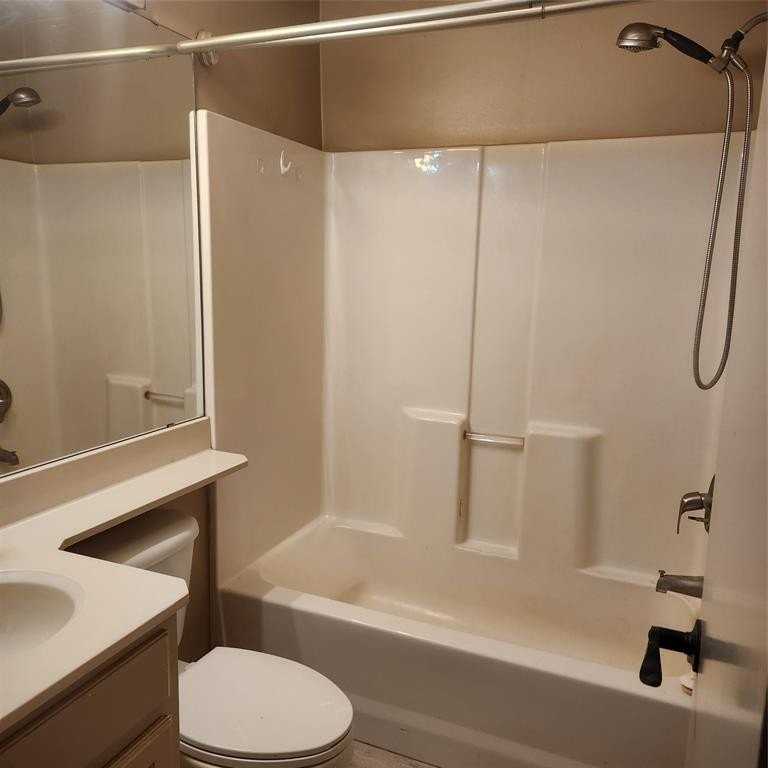 136 Marble Ct - Photo 5 of 9