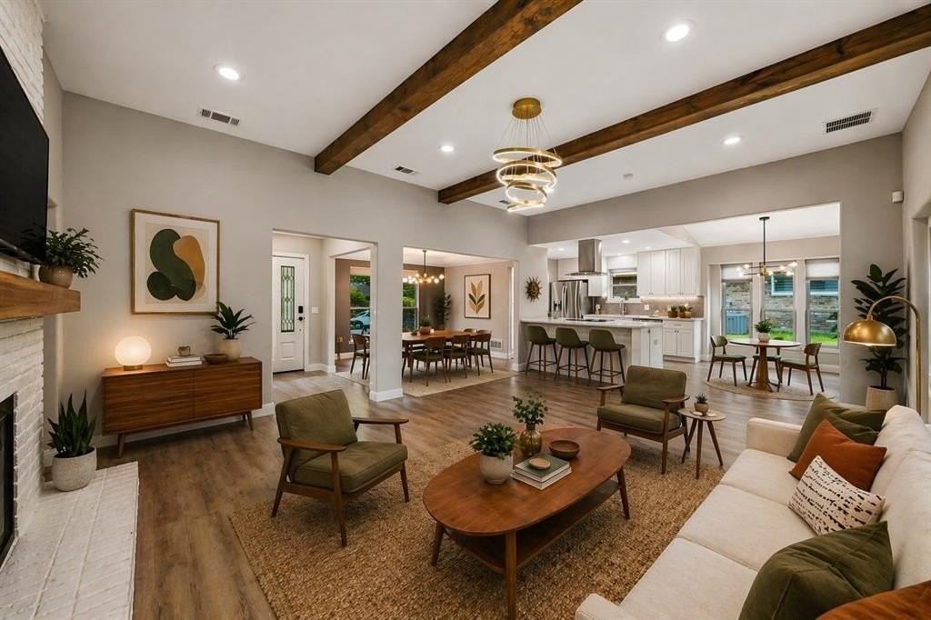 4008 Hatherly Dr - Photo 2 of 36