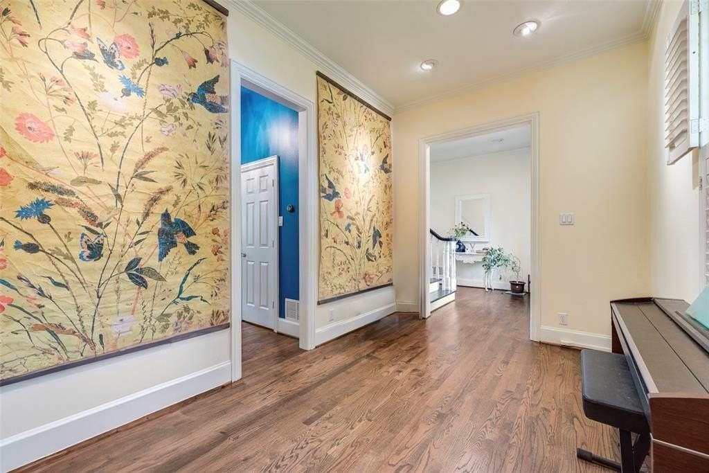 1418 Yakimo Dr - Photo 5 of 29