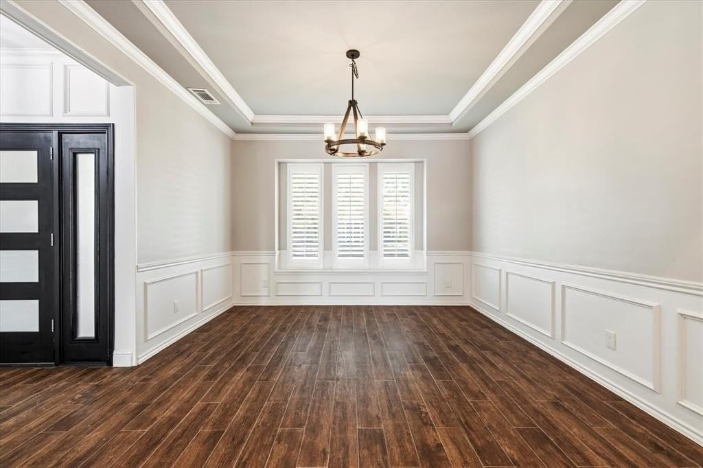 4227 Firebrick Ln - Photo 4 of 40