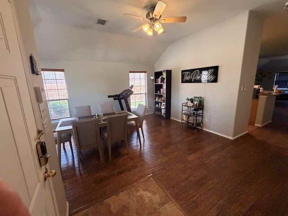 9120 Bedford Ln - Photo 2 of 24