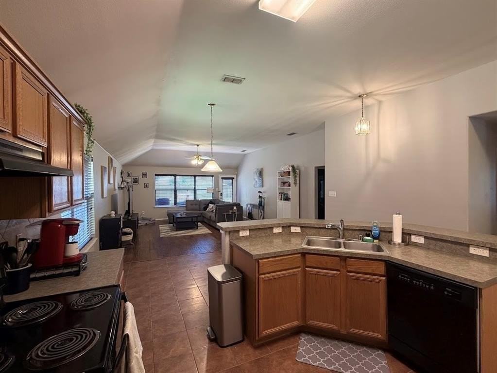 9120 Bedford Ln - Photo 5 of 24