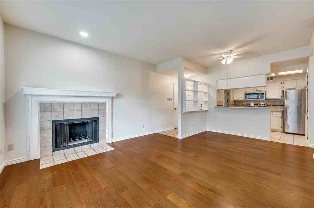 3110 Devonshire Dr #113 - Photo 3 of 12