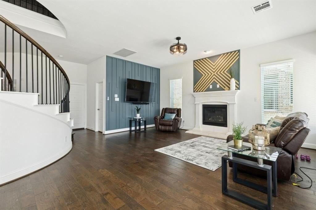 716 Nathanael Greene Ct - Photo 7 of 39