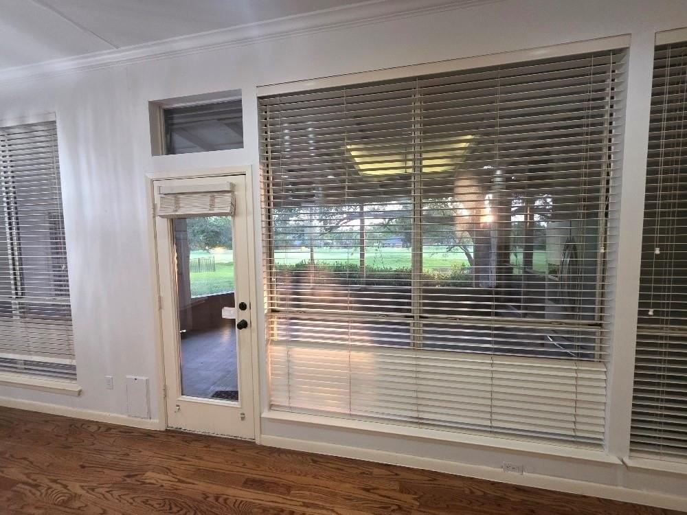 1315 Spyglass Dr - Photo 4 of 17