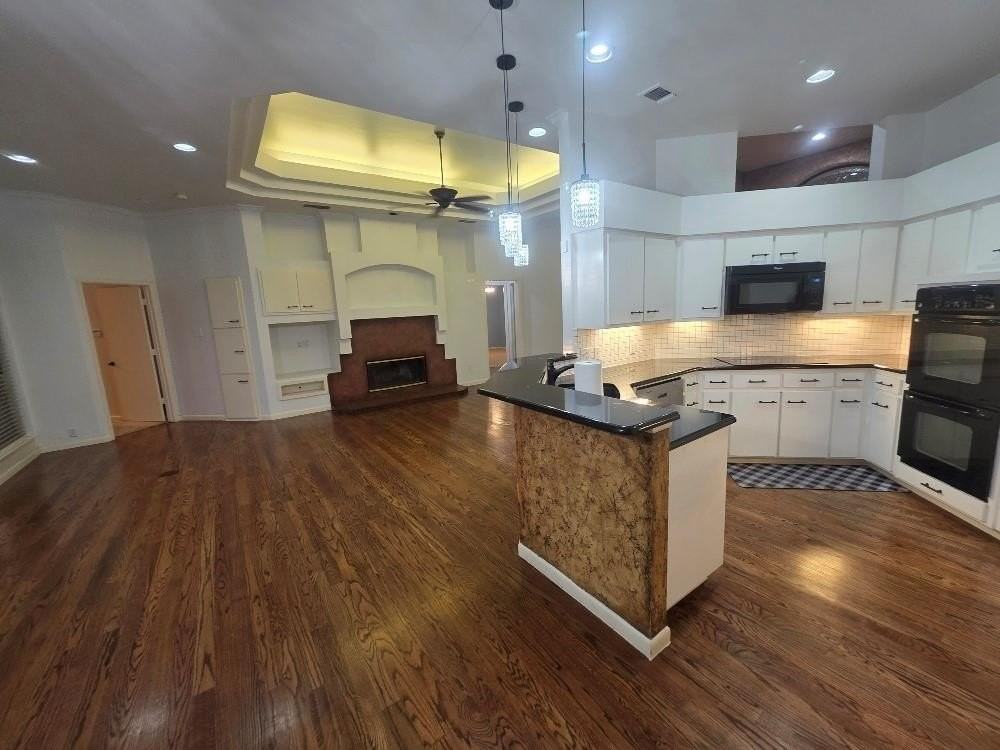 1315 Spyglass Dr - Photo 6 of 17