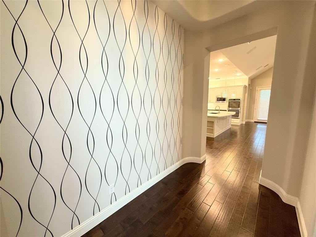 4424 Tortuga Ln - Photo 3 of 40