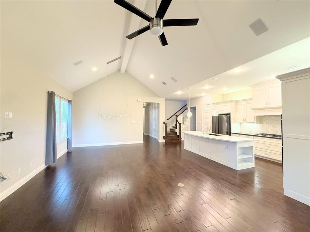 4424 Tortuga Ln - Photo 4 of 40