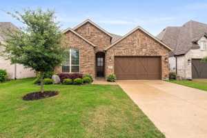 featured image of 1111 Briar Oak Ln